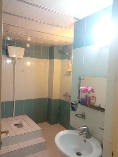 عکس هتل آپارتمان رادمهر