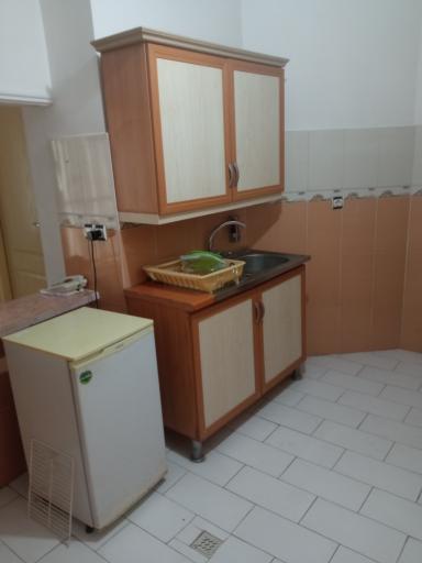 عکس هتل آپارتمان رادمهر