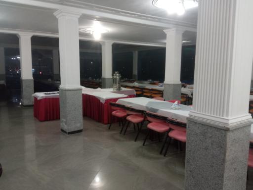 عکس هتل آپارتمان رادمهر