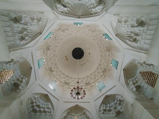 عکس مقبره خواجه تاج الدین