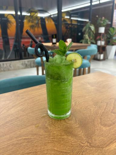 عکس کافه رستوران توسکا