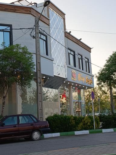 عکس کارگاه بستنی قدیر و قادر