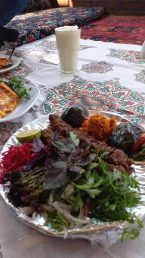 عکس رستوران نوشان