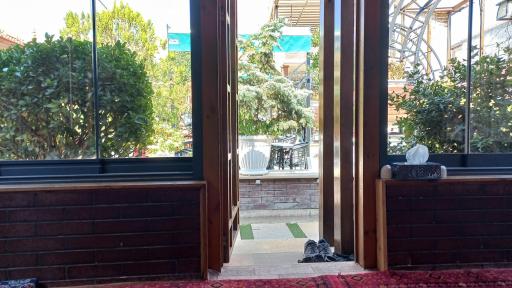 رستوران نوشان