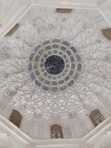 عکس مقبره خواجه تاج الدین