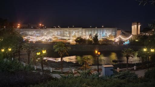 عکس باغ کتاب تهران