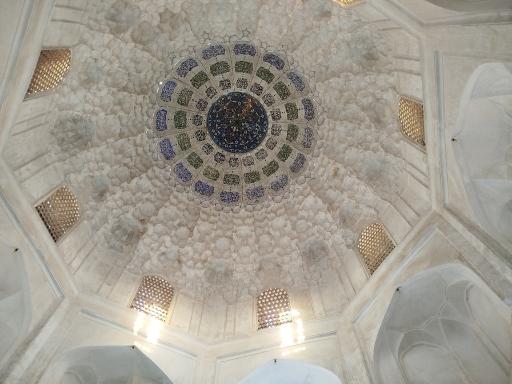 عکس مقبره خواجه تاج الدین