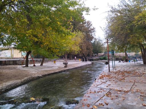 عکس چشمه سرآب اردشیر