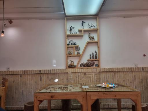 عکس کافه انوشه