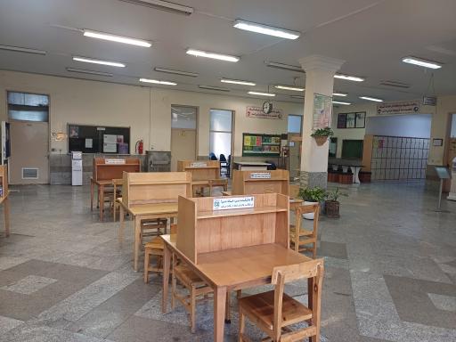 عکس دانشکده ریاضی و علوم کامپیوتر