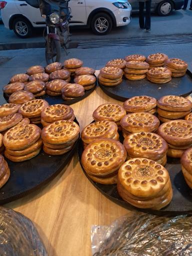 نان قندی نوید