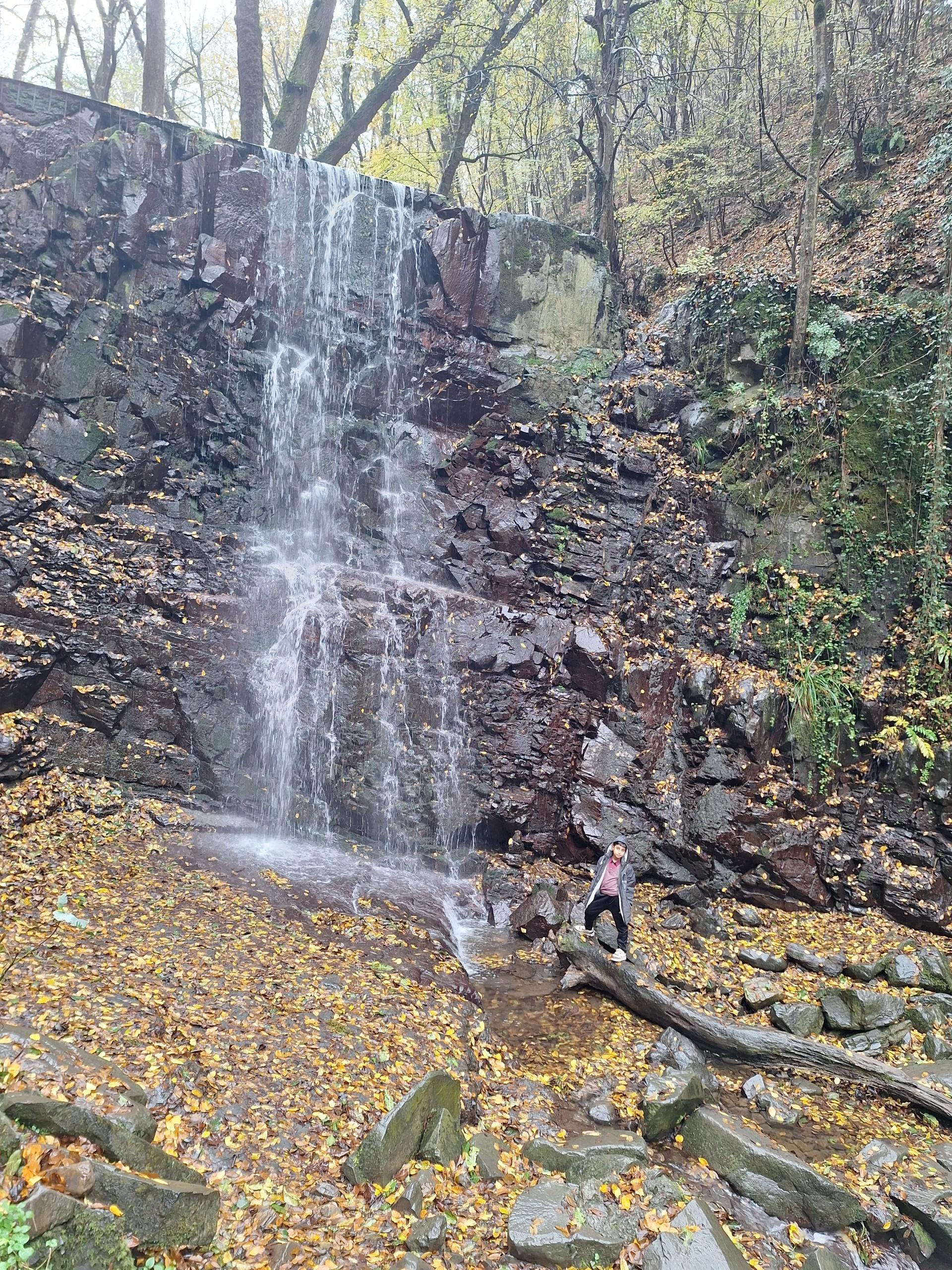 عکس آبشار لونک