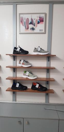 عکس کتونی جفت پوش