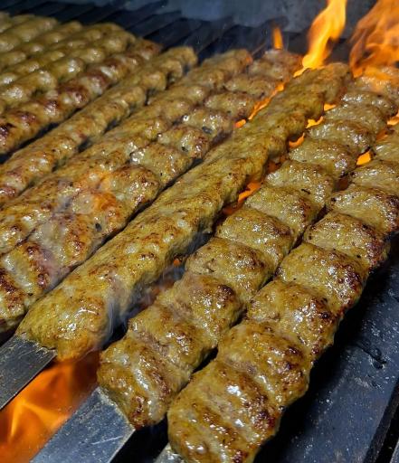 عکس تهیه غذای شایسته