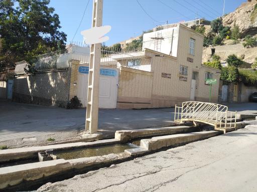 عکس خانه مسافر سرچشمه 