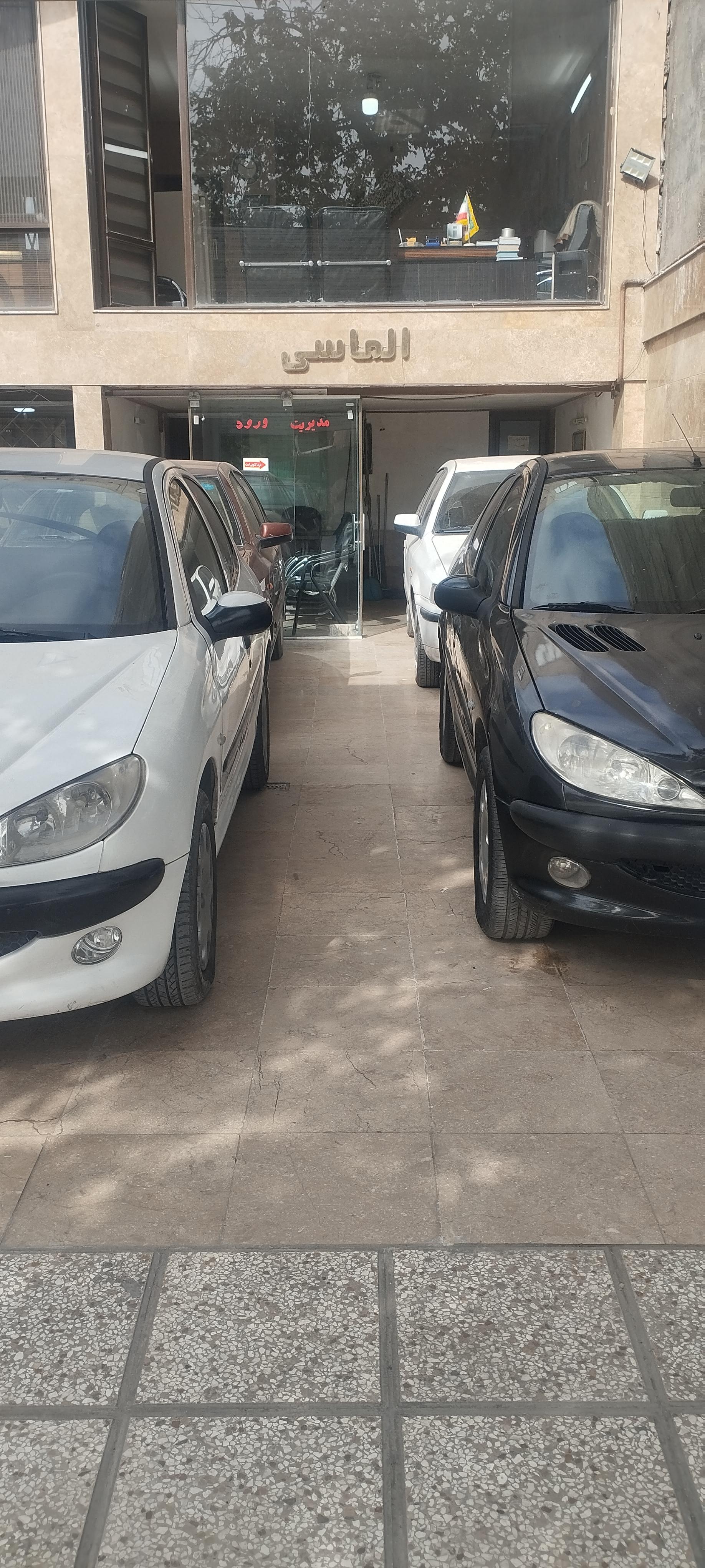 عکس نمایشگاه الماسی