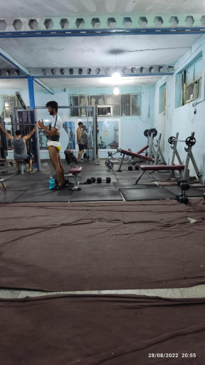 عکس باشگاه بدنسازی رایکا