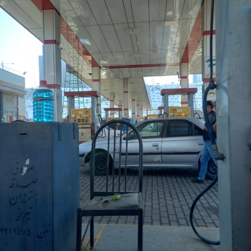 عکس جایگاه خاتم الانبیا (بنزین و CNG)