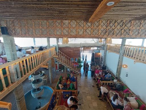 رستوران سنتی لابستر (کاریز)