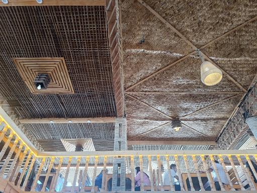 عکس رستوران سنتی لابستر (کاریز)