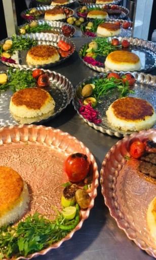 عکس رستوران باغچه هامین