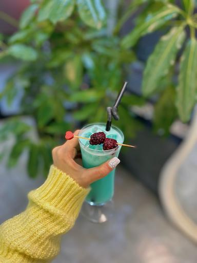 عکس کافه فست فود یازده