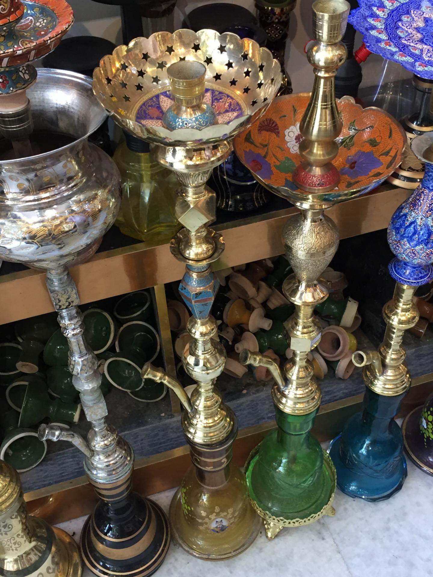 عکس قلیان و سیکار سناتور 