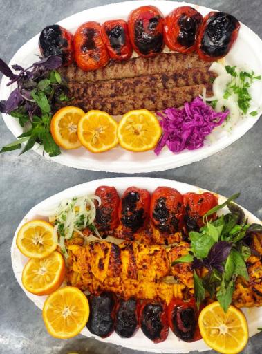 عکس تهیه غذای ضیا پخت