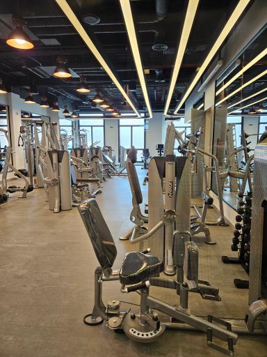 عکس باشگاه ورزشی ورزشخانه