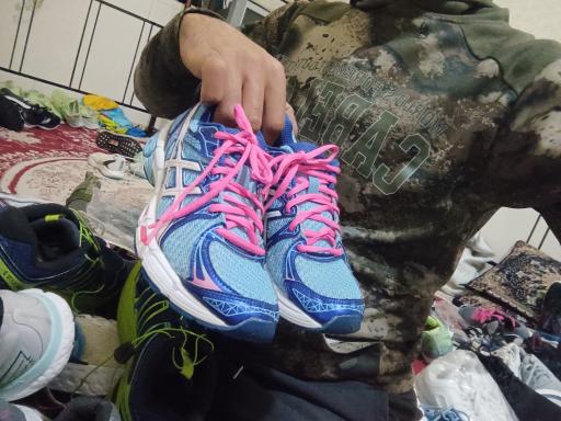 عکس کفش و لباس استوک اسدی