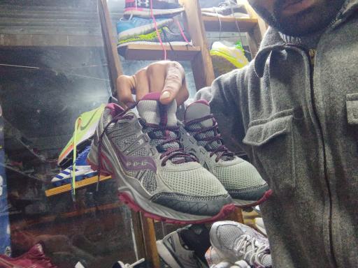 عکس کفش و لباس استوک اسدی