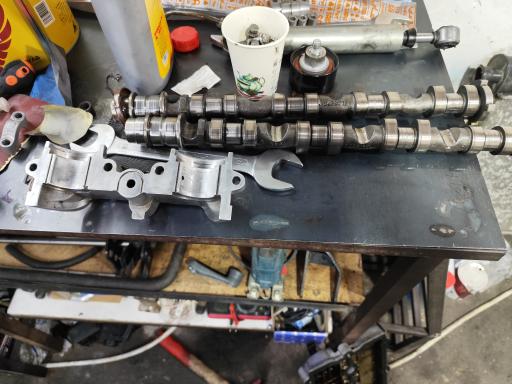 عکس تعمیرگاه مکانیکی تیک