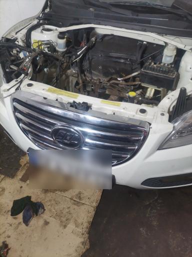 عکس تعمیرگاه مکانیکی تیک