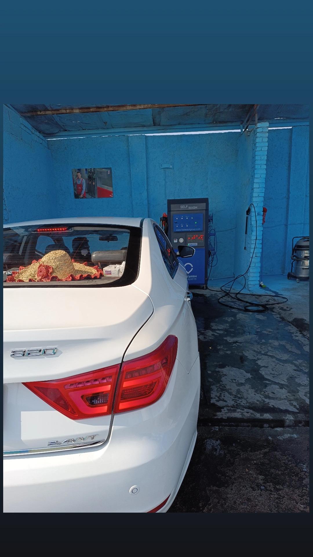 عکس کارواش مکانیزه عصر نوین 