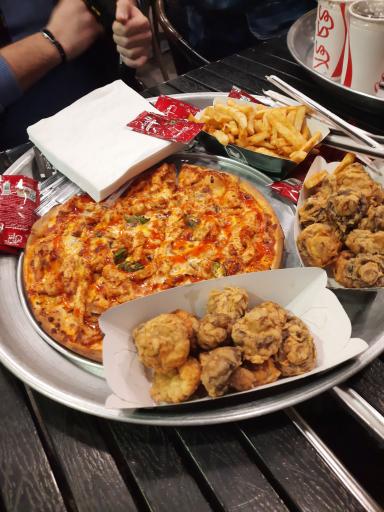 عکس فست فود چیکن فکتوری