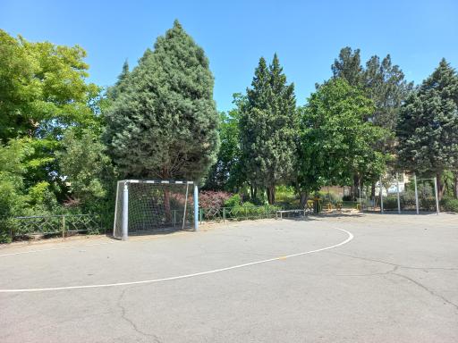 عکس دبیرستان نمونه دولتی شیخ کلینی