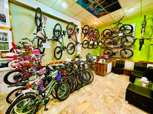 عکس موتورسیکلت و دوچرخه قربان زاده