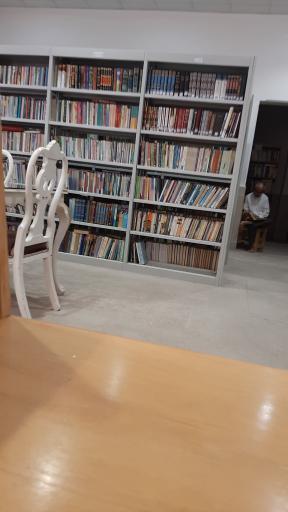 عکس کتابخانه مسجد حضرت زینب