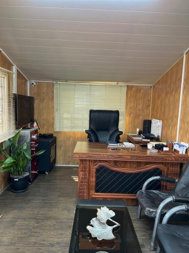 عکس فروشگاه آریا پالت