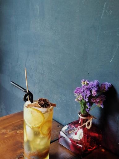 عکس کافه مون