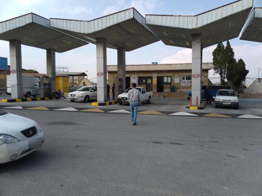 عکس پمپ گاز CNG