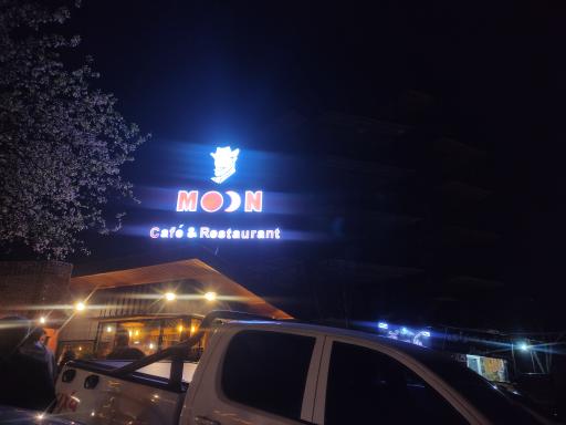 عکس کافه مون