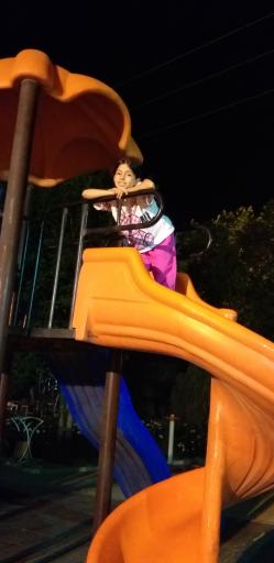 عکس زمین بازی کودکان