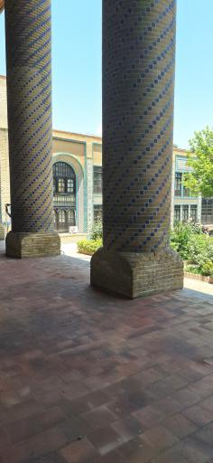 عکس تکیه معاون الملک