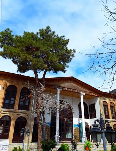 عکس تکیه معاون الملک