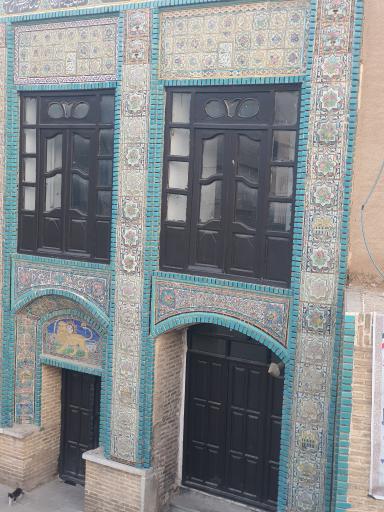 عکس تکیه معاون الملک