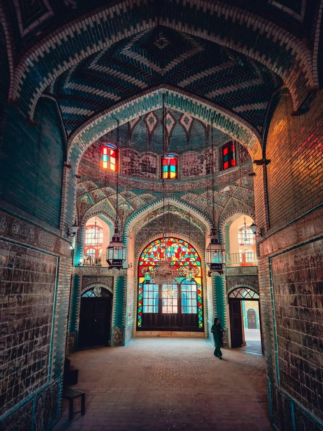 عکس تکیه معاون الملک