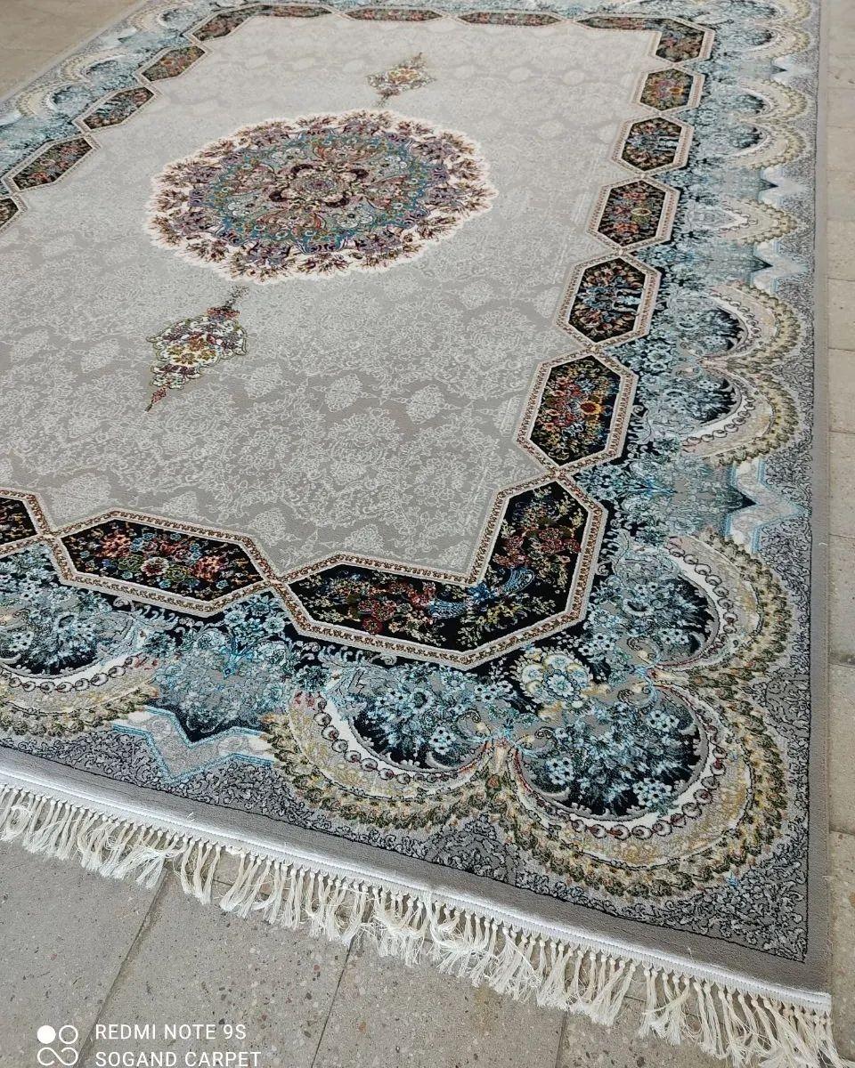 عکس فروشگاه فرش و موکت آزاد