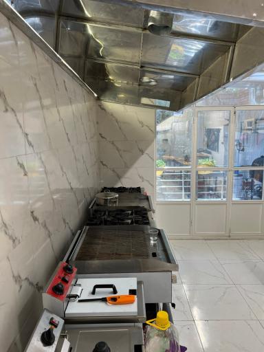 عکس آموزشگاه فنی و حرفه ای آشپزشو