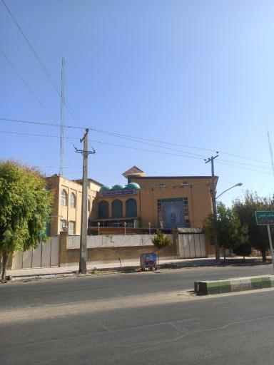 عکس مجتمع آموزش عالی زبان، ادبیات و فرهنگ‌شناسی